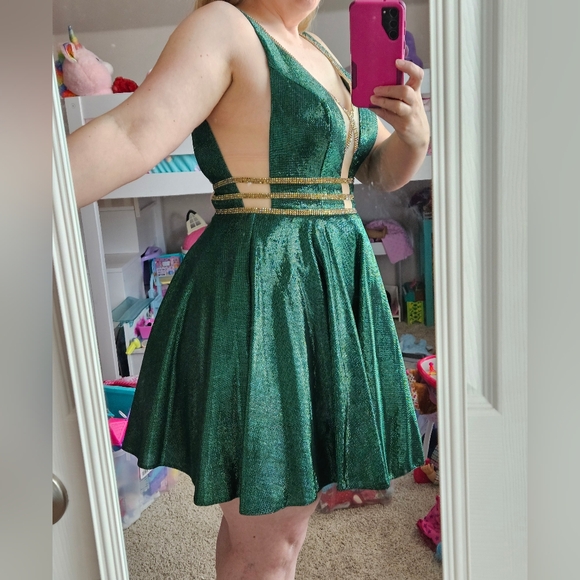 JVN Green and Gold Shoet Prom Dress Size 10 - Picture 11 of 13